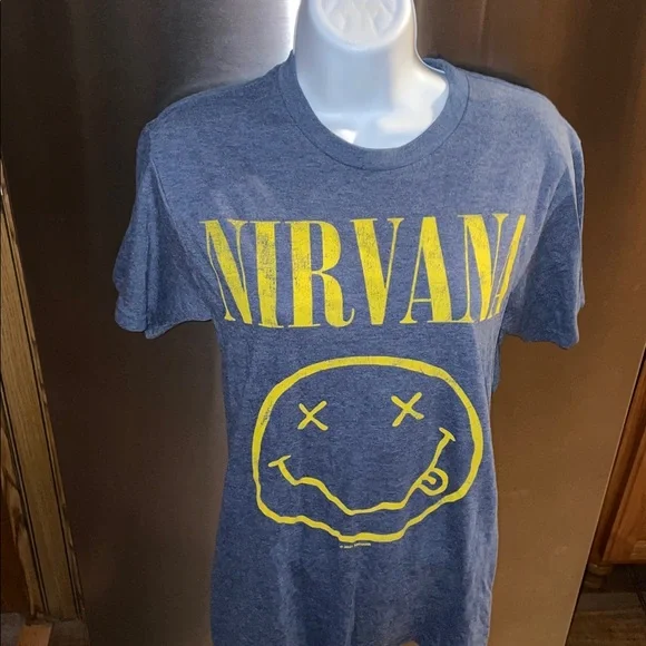NIRVANA T-Shirt 🤪 - Picture 6 of 11